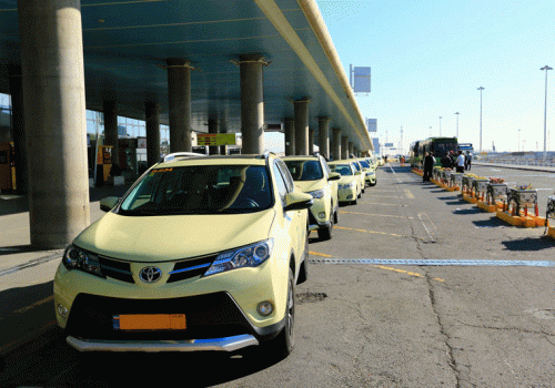 7 ways to save money on your airport taxi!